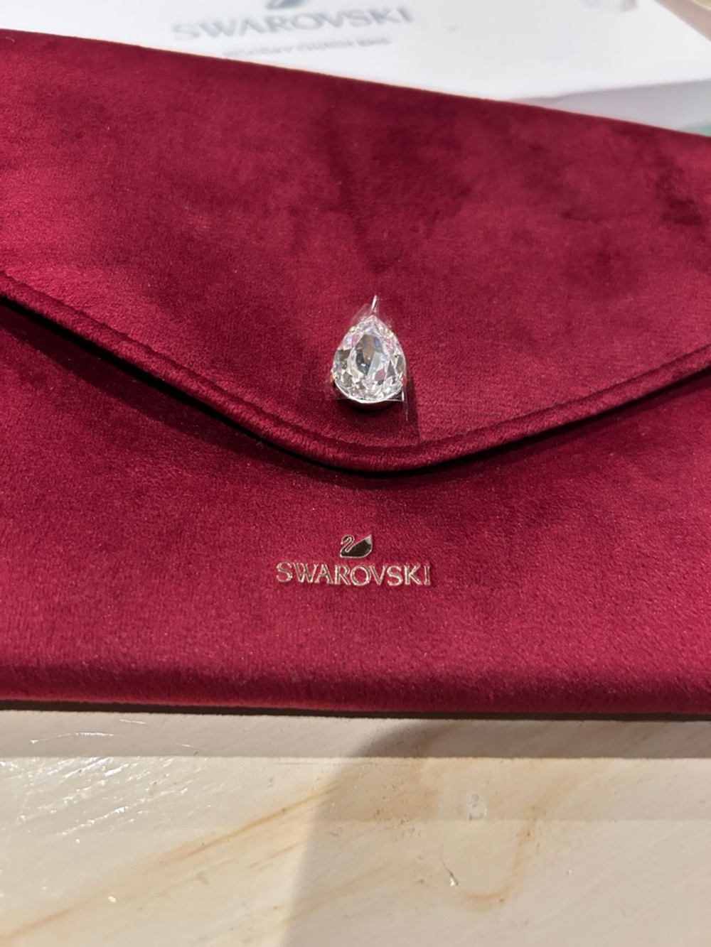 Swarovski Burgundy Red Crystal-Accent Envelope Clutch with Box - Picture 2 of 10